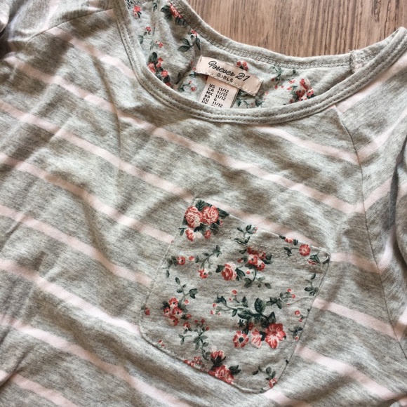 🚫DONATED🚫 - Picture 2 of 4